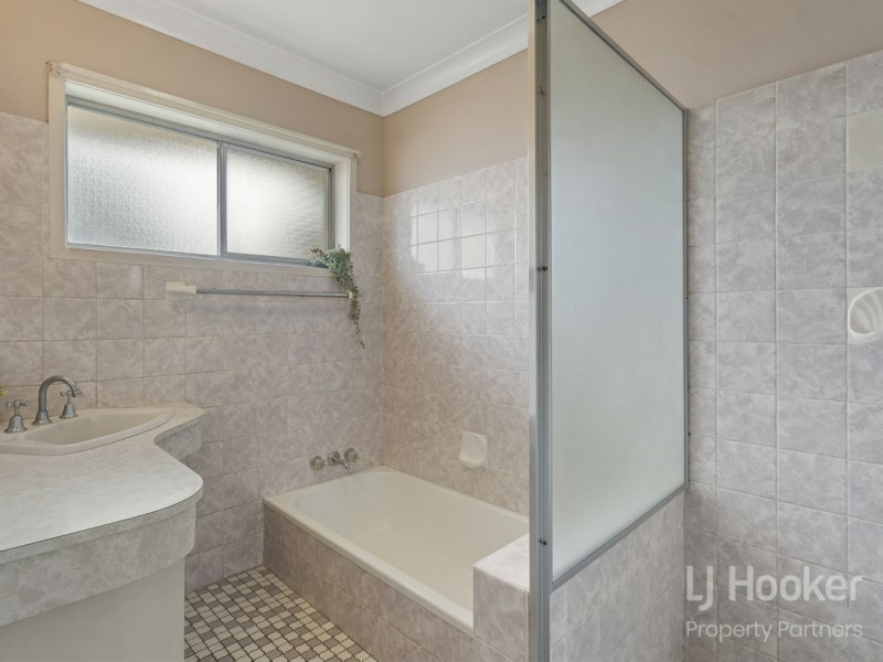 16 Colombo Street, Wishart QLD 4122