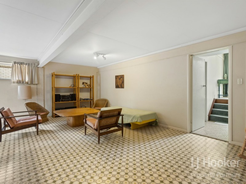 16 Colombo Street, Wishart QLD 4122