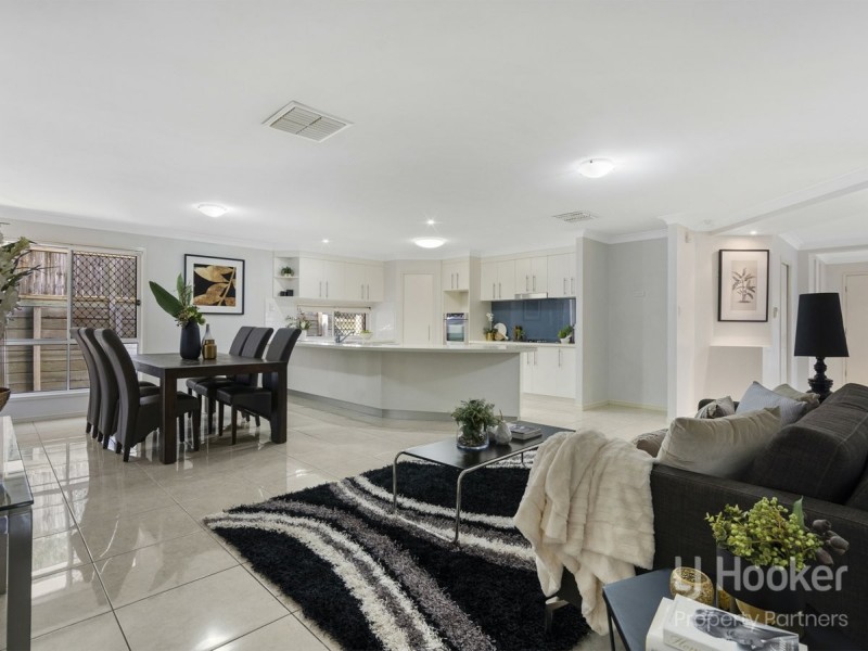 21 Trevi Close, Eight Mile Plains QLD 4113