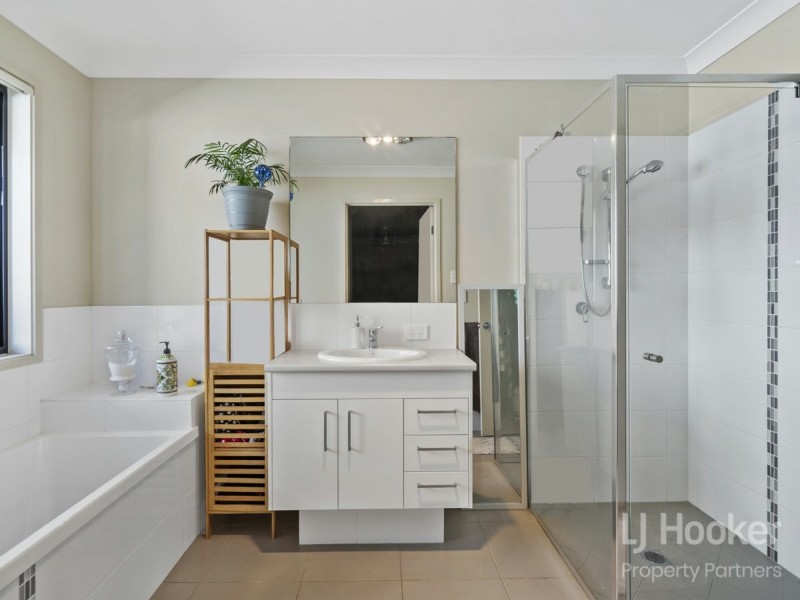 68 Wallarah Parade, North Lakes QLD 4509