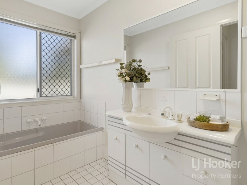 3 Aspen Crescent, Parkinson QLD 4115