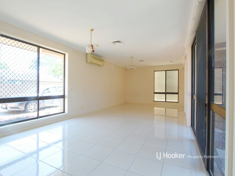 437 Mains Road, Macgregor QLD 4109