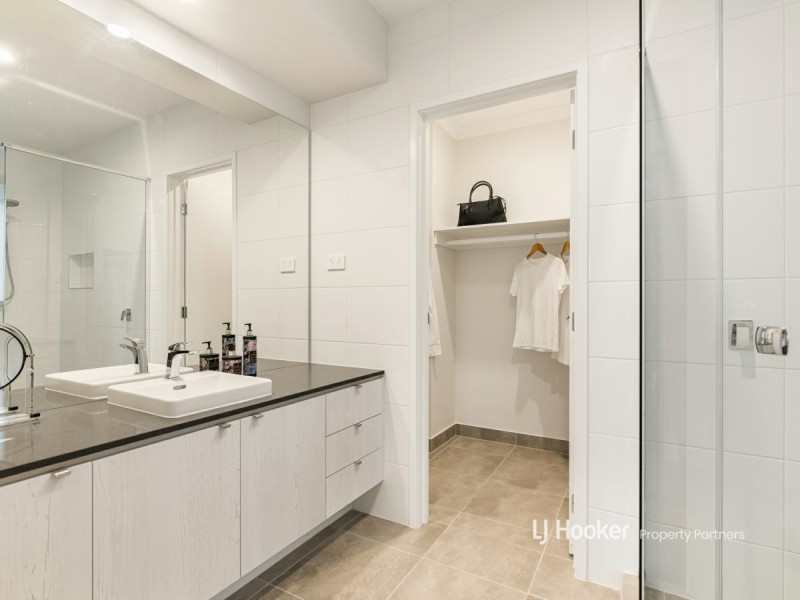 17 Raquel Avenue, Rochedale QLD 4123