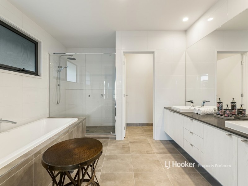 17 Raquel Avenue, Rochedale QLD 4123