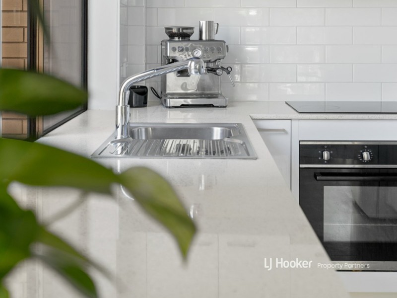 3/2 Raintree Street, Mansfield QLD 4122