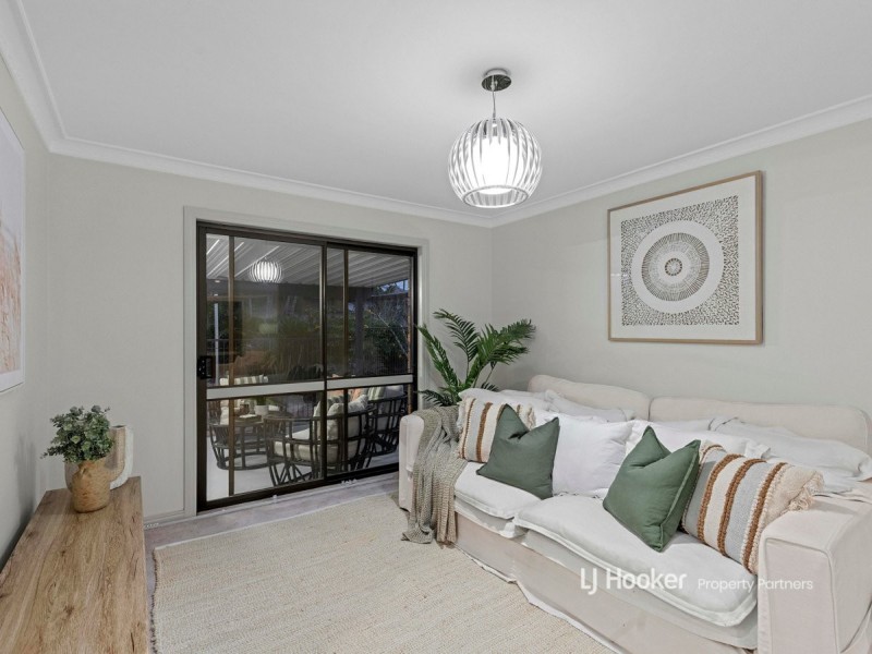 11 Coolidge Court, Stretton QLD 4116