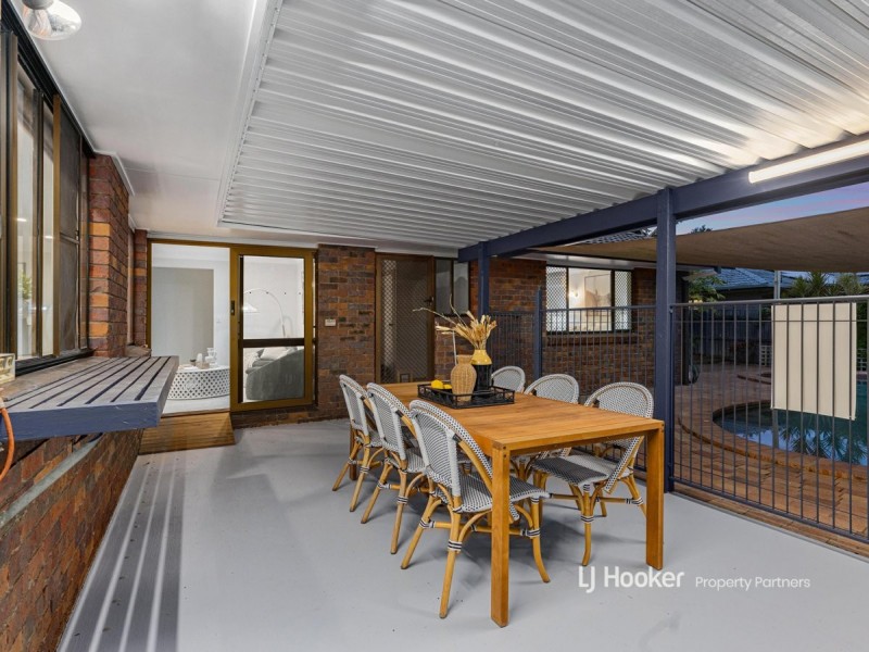 11 Coolidge Court, Stretton QLD 4116