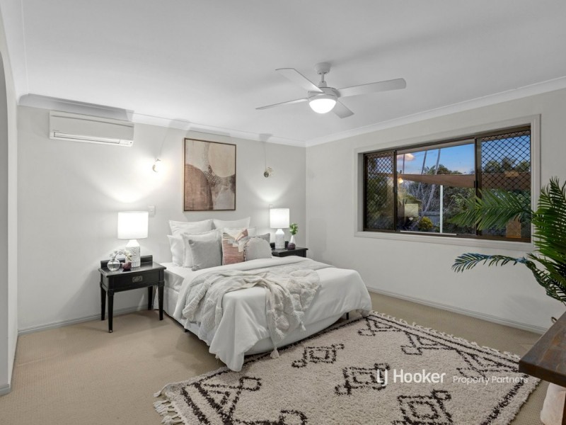 11 Coolidge Court, Stretton QLD 4116