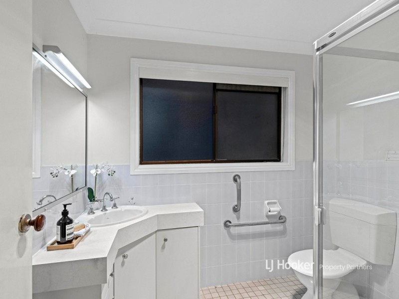 11 Coolidge Court, Stretton QLD 4116