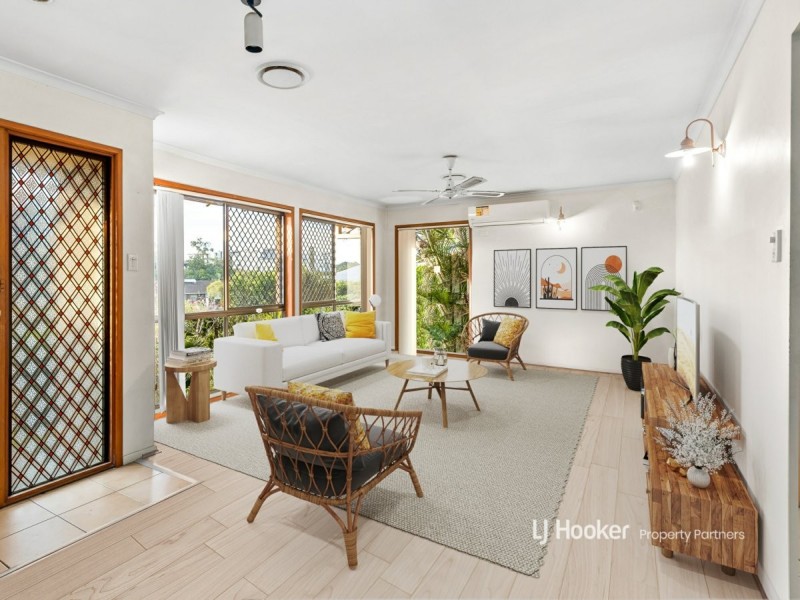 15 Aldford Street, Carindale QLD 4152