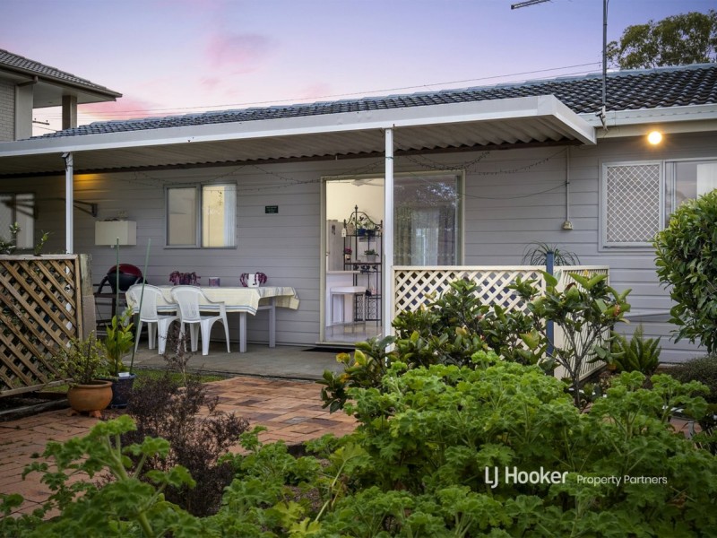 237 Springwood Road, Springwood QLD 4127