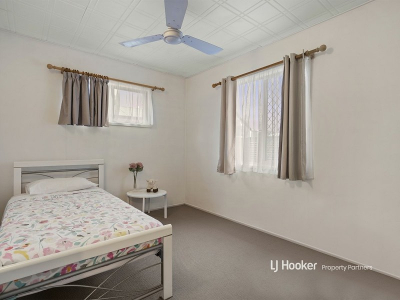 237 Springwood Road, Springwood QLD 4127