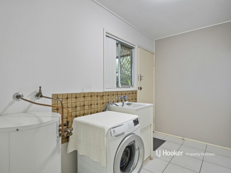 237 Springwood Road, Springwood QLD 4127