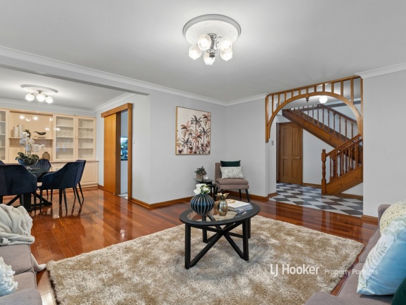 2 Totten Close, Eight Mile Plains QLD 4113