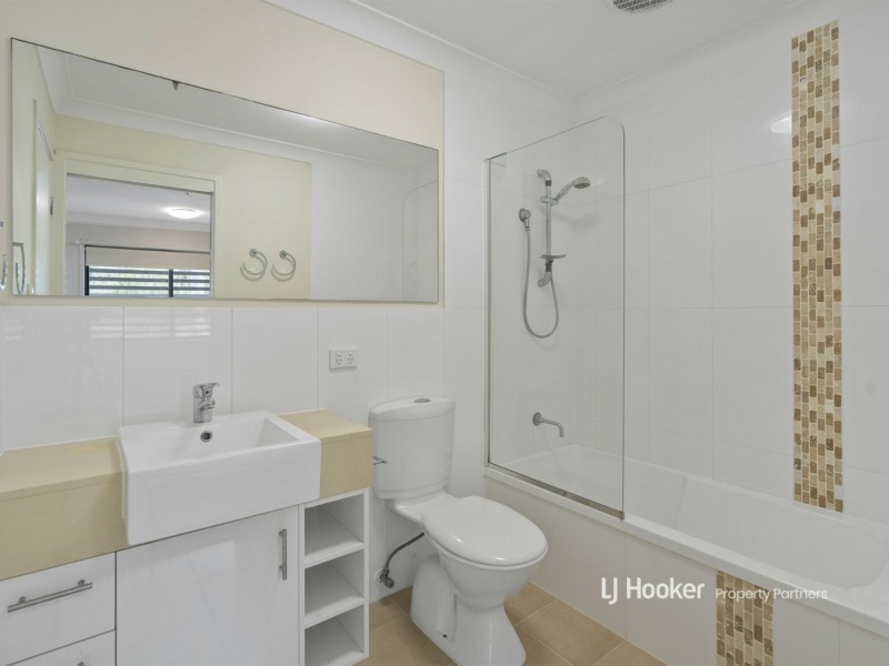 4/37 Slobodian Avenue, Eight Mile Plains QLD 4113