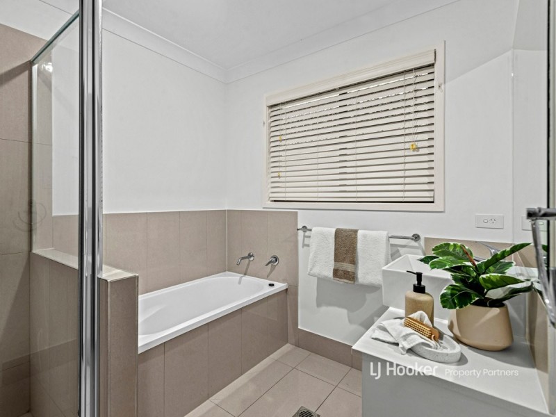 72/11 Butler Crescent, Calamvale QLD 4116