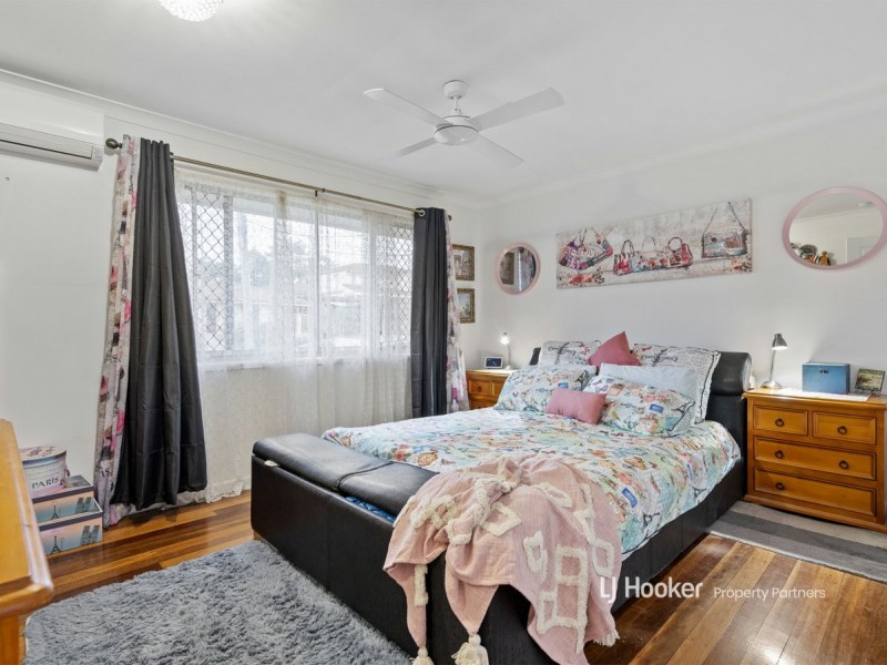 8 Shirland Street, Macgregor QLD 4109