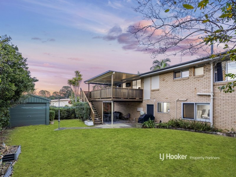 8 Shirland Street, Macgregor QLD 4109