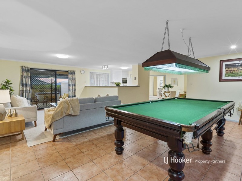 12 Glenlee Place, Parkinson QLD 4115