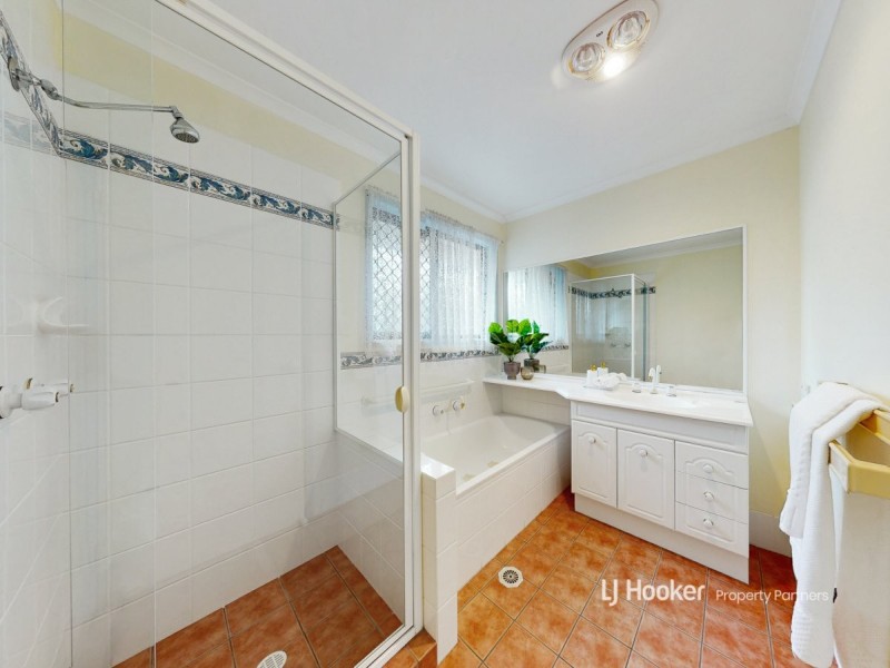 12 Glenlee Place, Parkinson QLD 4115