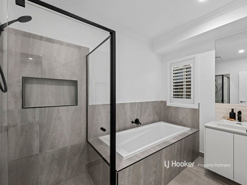 20 Cypress Street, Park Ridge QLD 4125