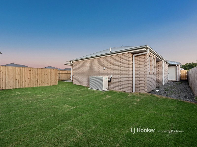 20 Cypress Street, Park Ridge QLD 4125