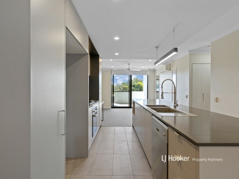 2204/18 Comer Street, Coopers Plains QLD 4108