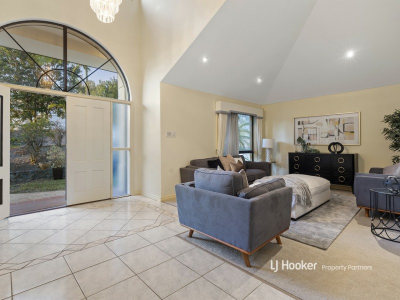 7 Tulipwood Place, Stretton QLD 4116