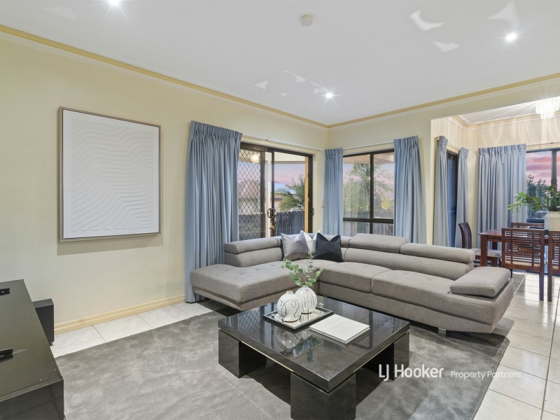 7 Tulipwood Place, Stretton QLD 4116