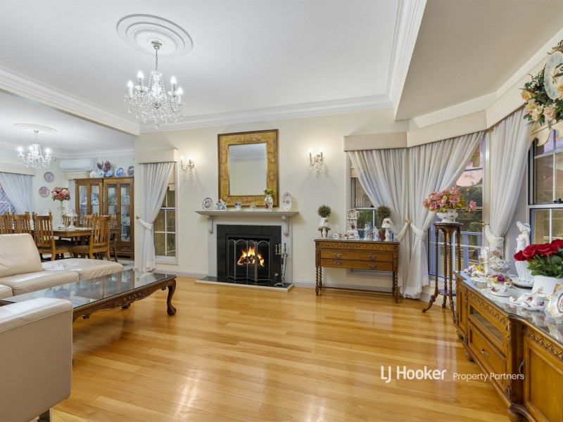 12 Reagan Place, Stretton QLD 4116