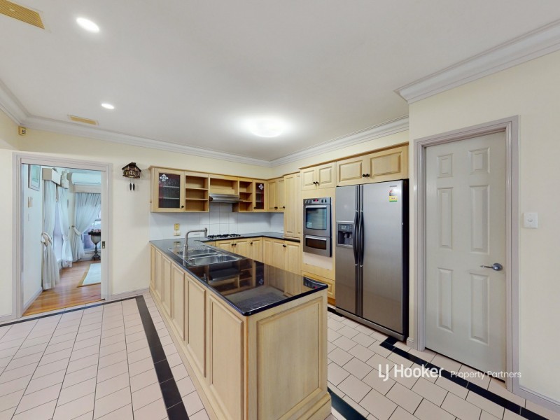 12 Reagan Place, Stretton QLD 4116