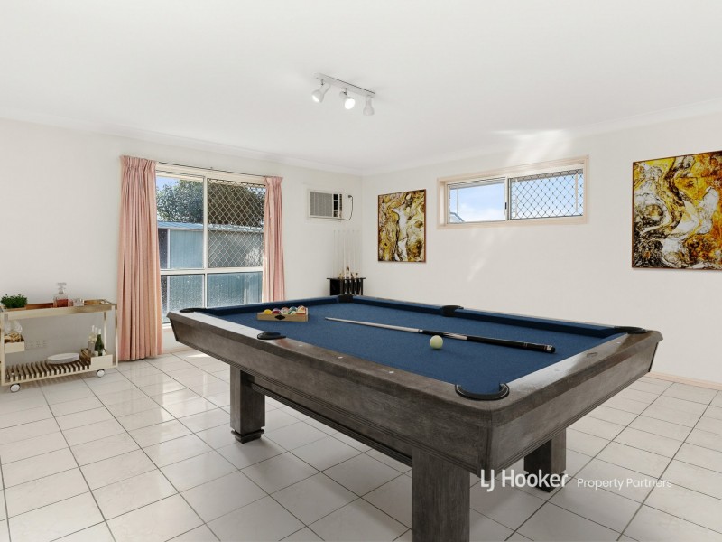 15 Chestnut Place, Calamvale QLD 4116
