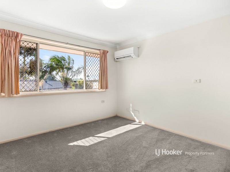 15 Chestnut Place, Calamvale QLD 4116