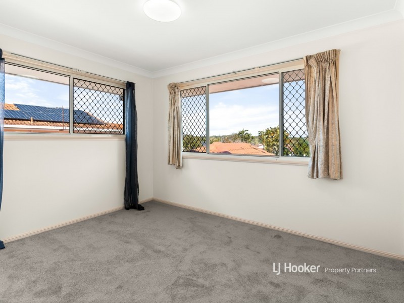 15 Chestnut Place, Calamvale QLD 4116