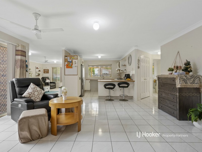 20 Mahogany Place, Forest Lake QLD 4078