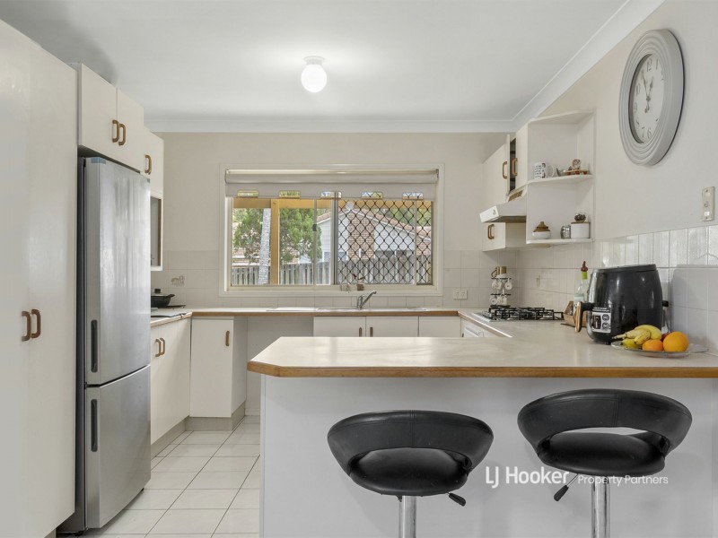 20 Mahogany Place, Forest Lake QLD 4078