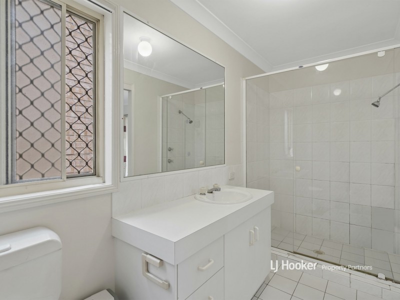 20 Mahogany Place, Forest Lake QLD 4078