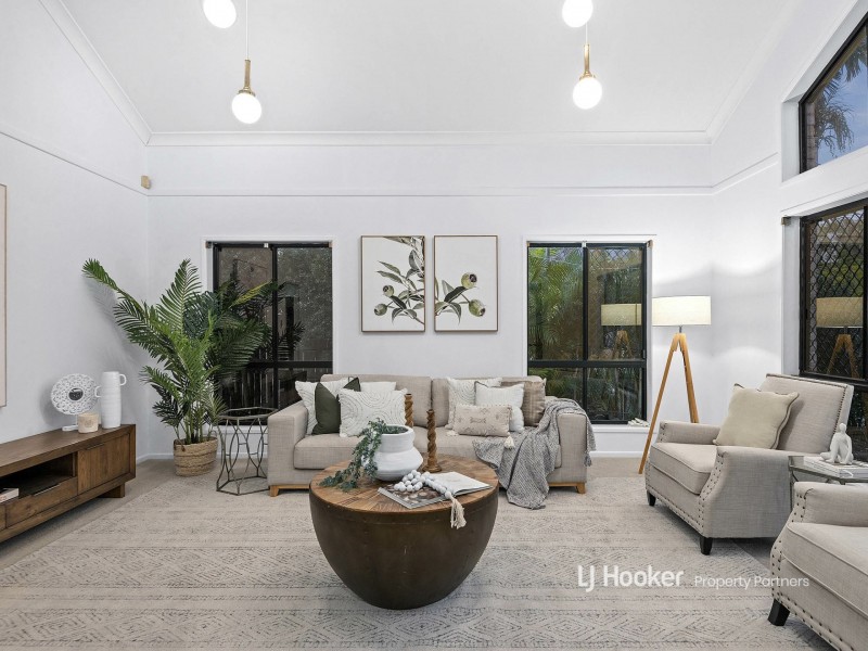 12 Cottonwood Crescent, Calamvale QLD 4116