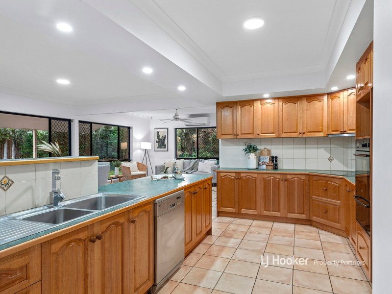 12 Cottonwood Crescent, Calamvale QLD 4116