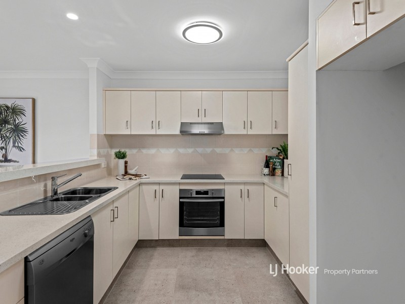 12/18 Delavan Street, Wishart QLD 4122