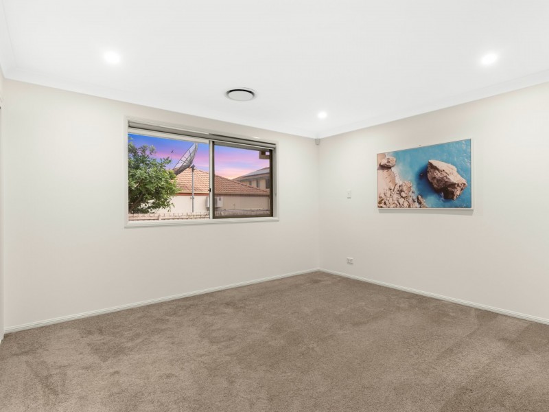 5 Caravonica Court, Calamvale QLD 4116