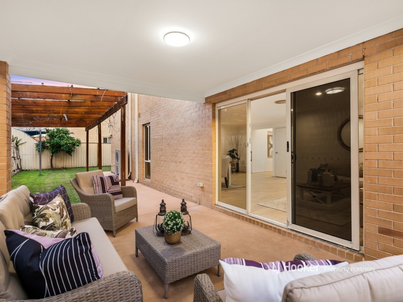 5 Caravonica Court, Calamvale QLD 4116