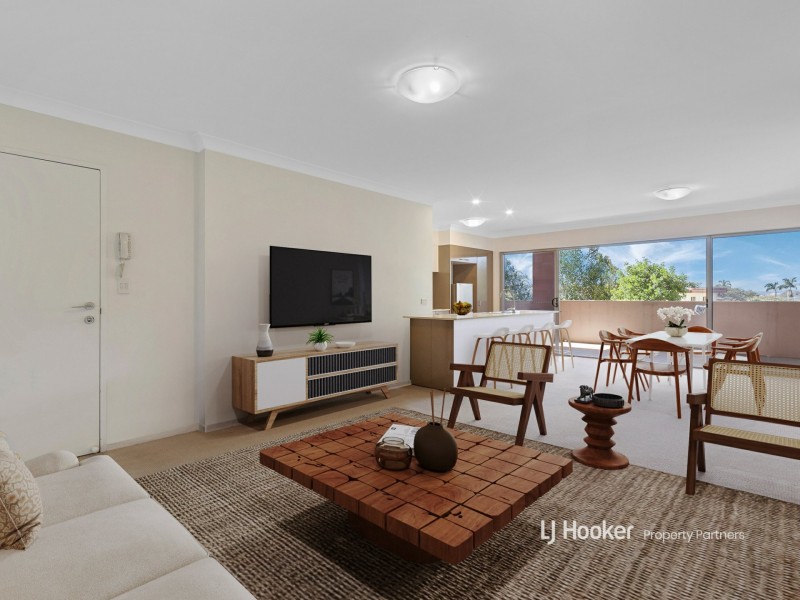 8/2242 Logan Road, Upper Mount Gravatt QLD 4122