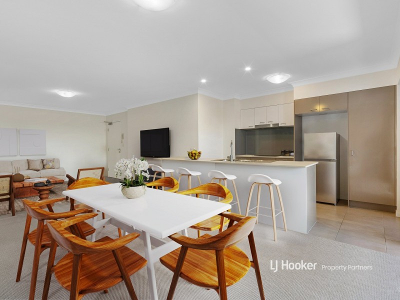 8/2242 Logan Road, Upper Mount Gravatt QLD 4122