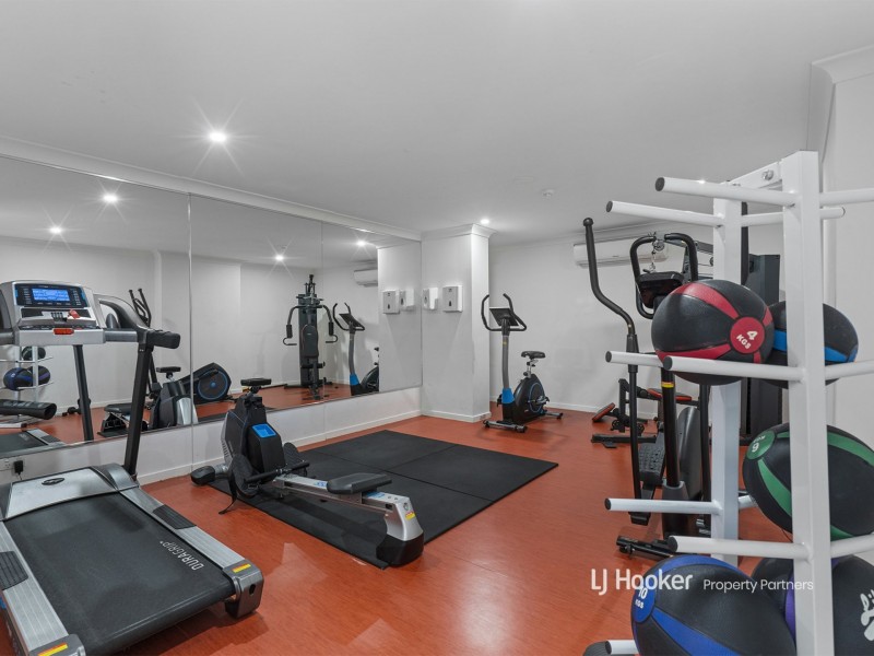 8/2242 Logan Road, Upper Mount Gravatt QLD 4122