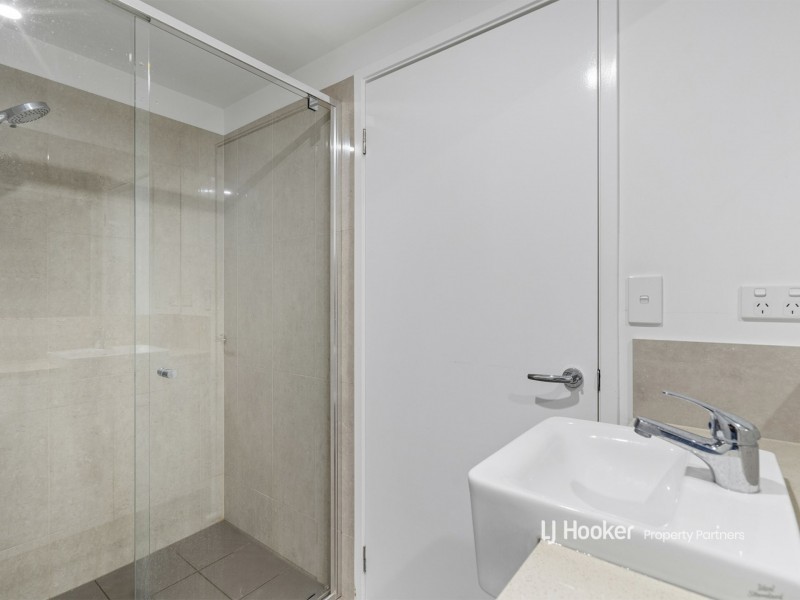 8/2242 Logan Road, Upper Mount Gravatt QLD 4122