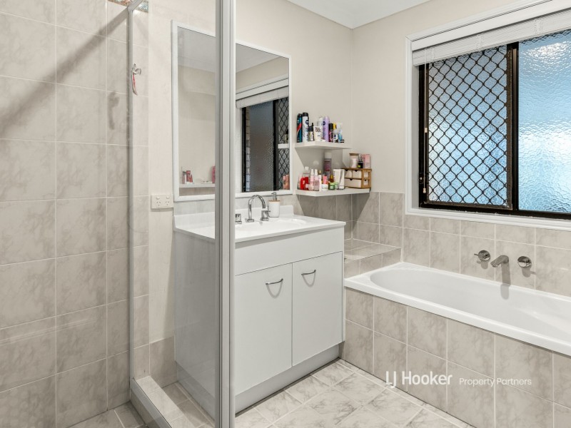 40 Rubicon Crescent, Kuraby QLD 4112