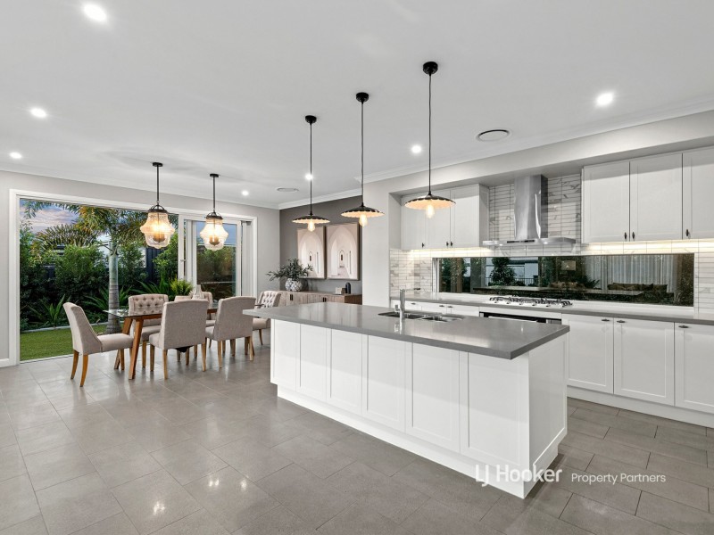 6 Cypress Street, Park Ridge QLD 4125