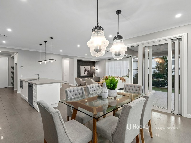 6 Cypress Street, Park Ridge QLD 4125