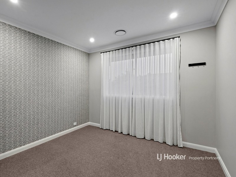 6 Cypress Street, Park Ridge QLD 4125